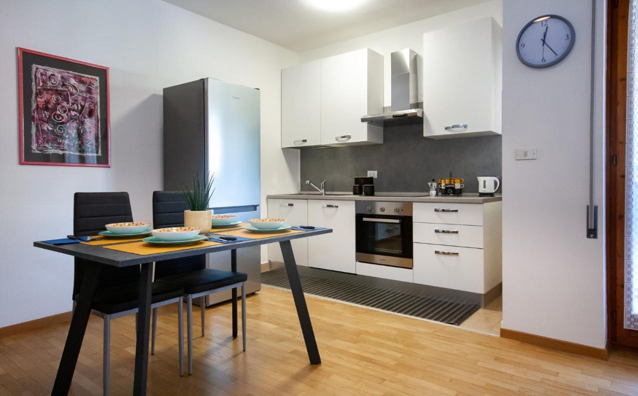 Tranquillo Bilocale Vicino Al Centro Storico Apartment โบลซาโน ภายนอก รูปภาพ