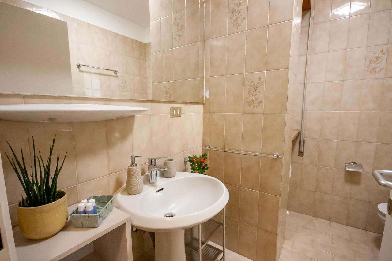Tranquillo Bilocale Vicino Al Centro Storico Apartment โบลซาโน ภายนอก รูปภาพ