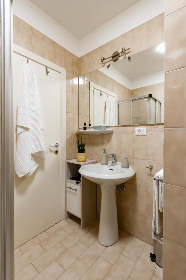 Tranquillo Bilocale Vicino Al Centro Storico Apartment โบลซาโน ภายนอก รูปภาพ